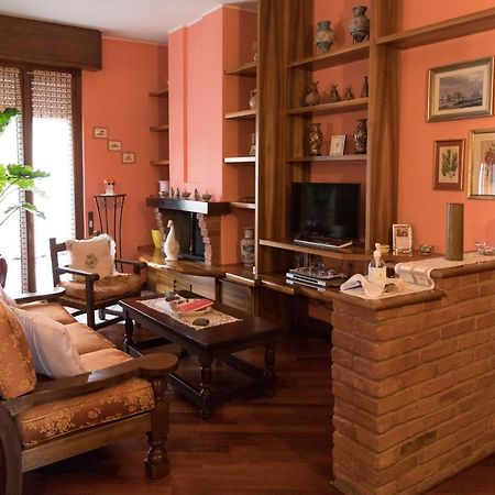 Appartement A Casa Di Anna, Elegant Flat In Crémone Extérieur photo