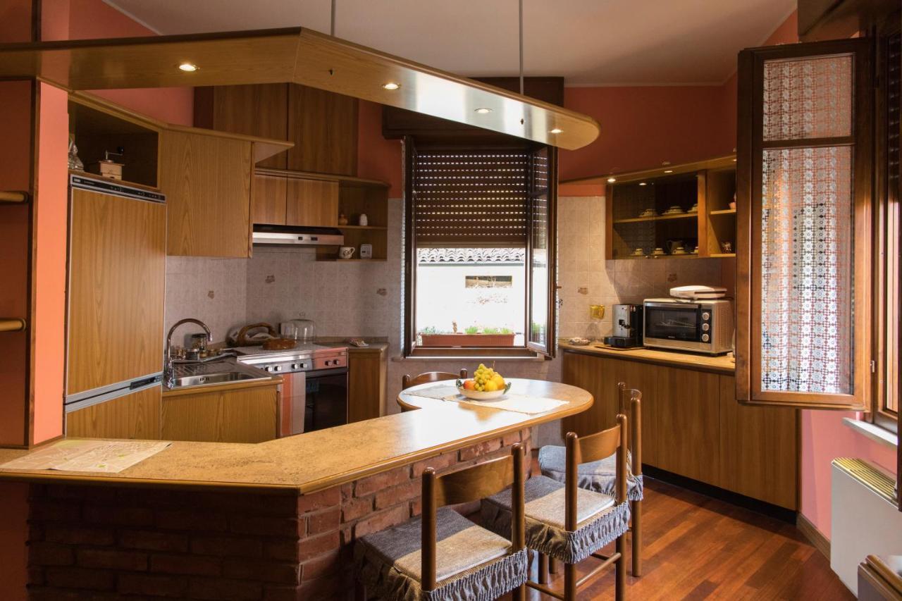Appartement A Casa Di Anna, Elegant Flat In Crémone Extérieur photo
